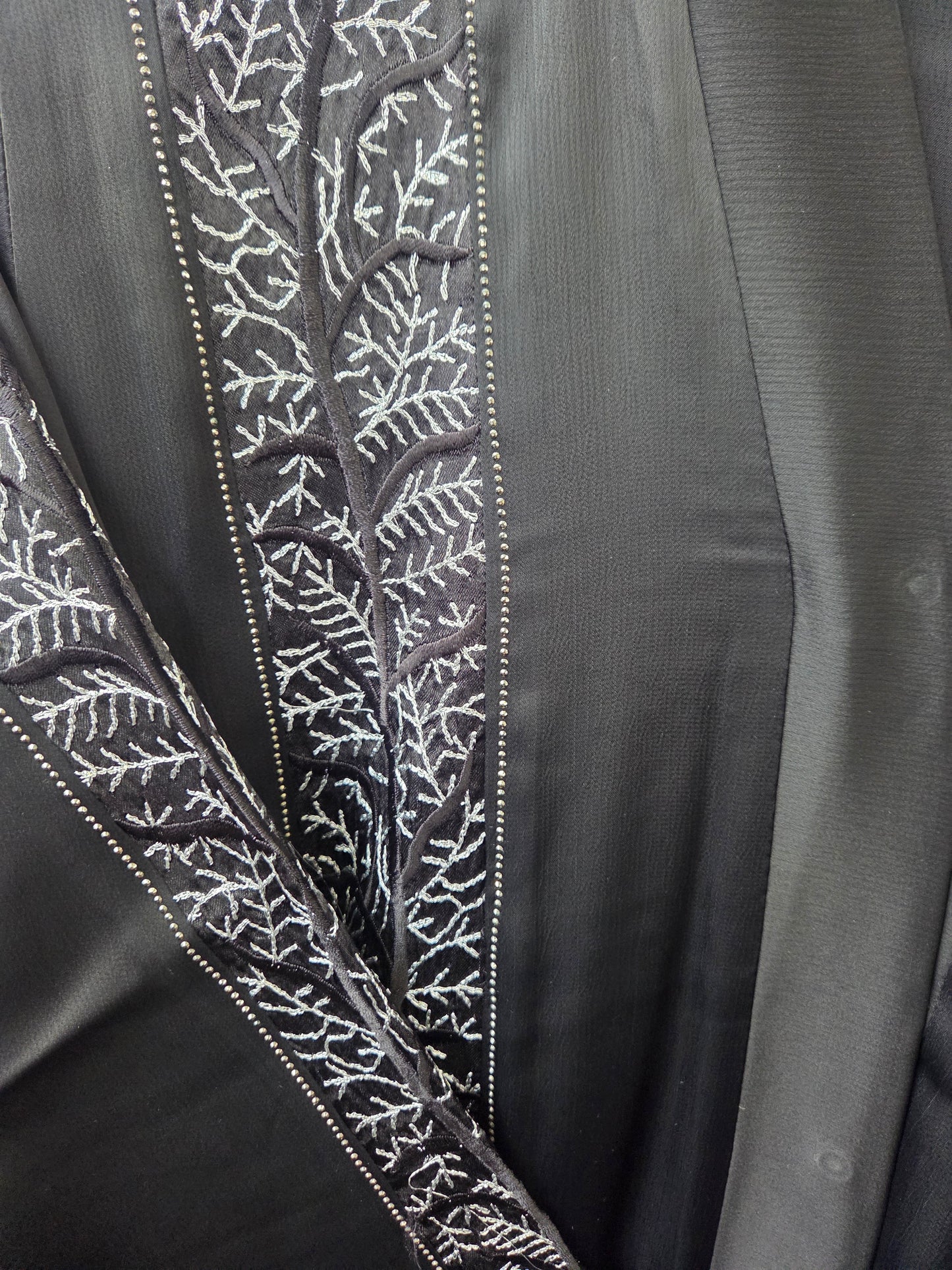 BLACK ABAYAH WITH SILVER EMBROIDERY